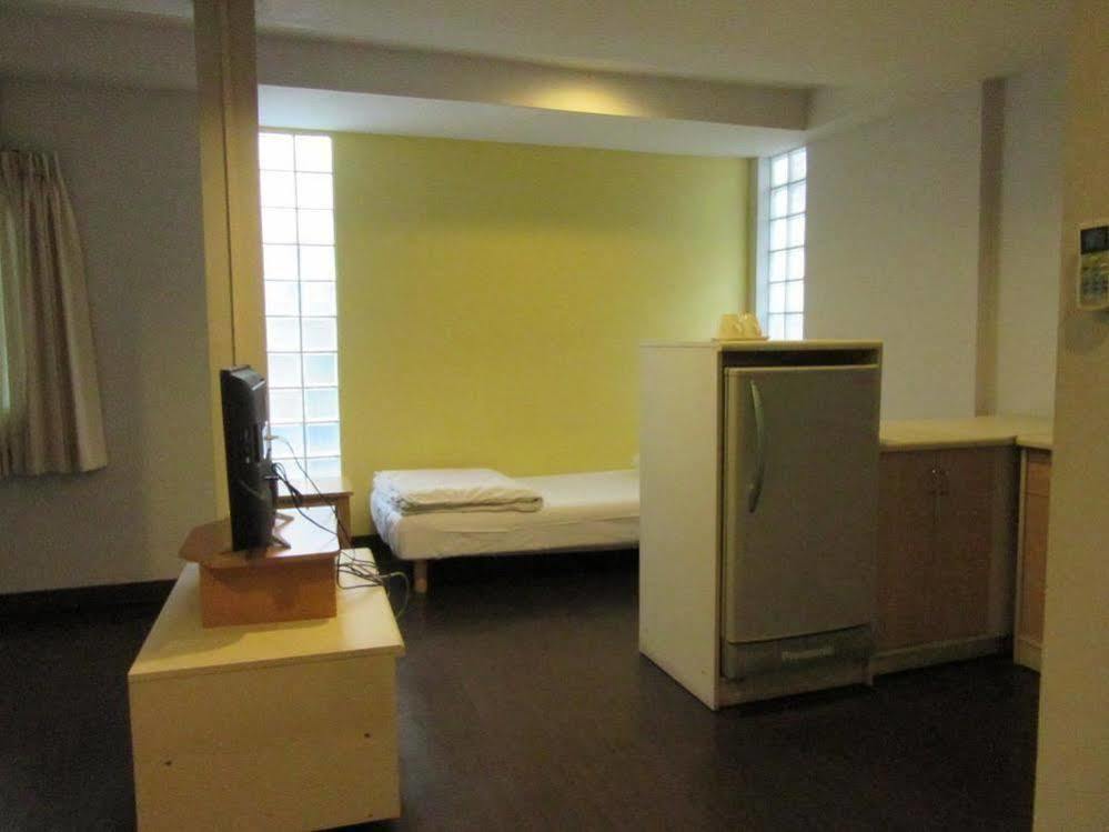 Hotel Urban House Bangkok Esterno foto
