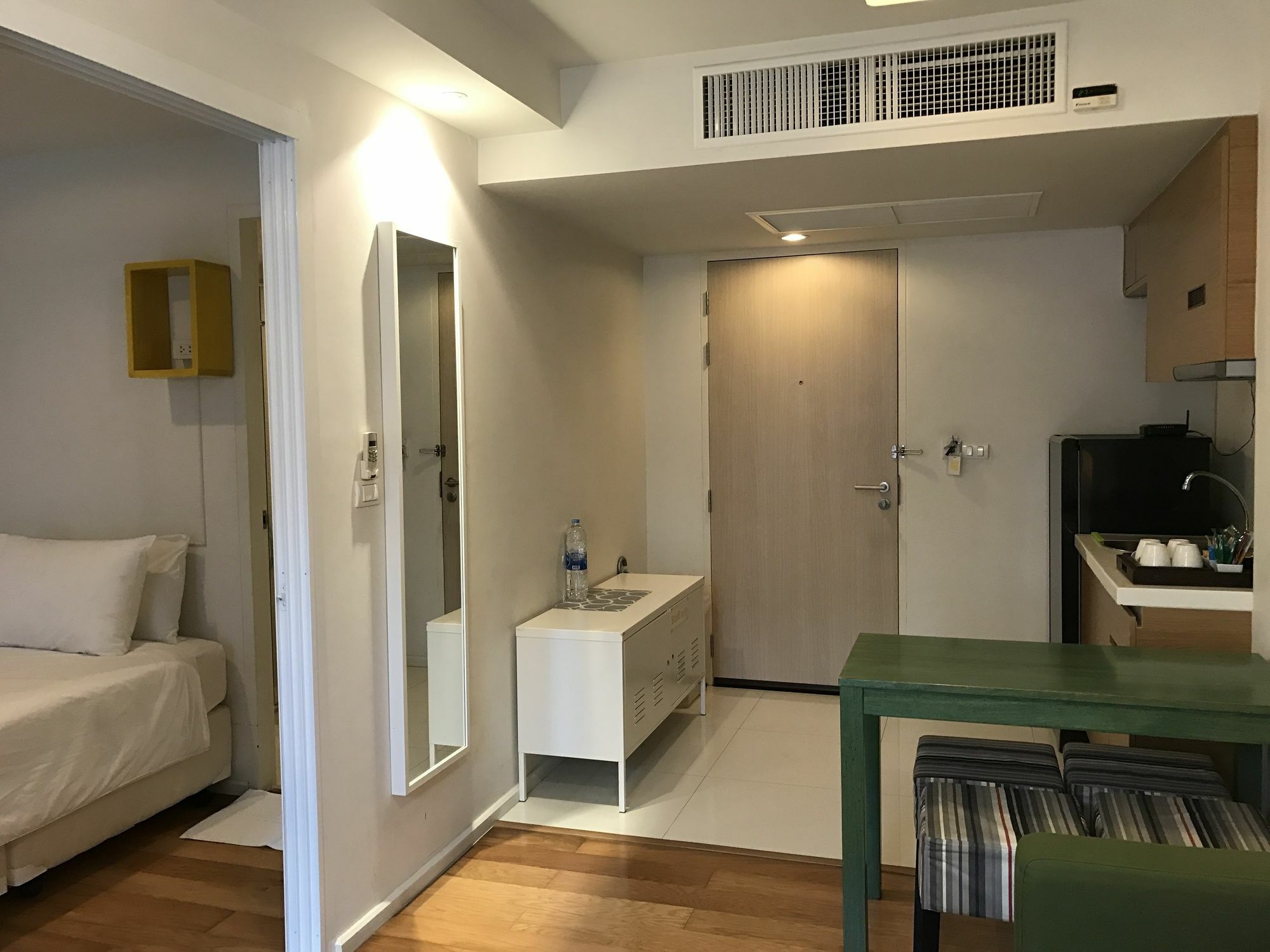 Hotel Urban House Bangkok Esterno foto