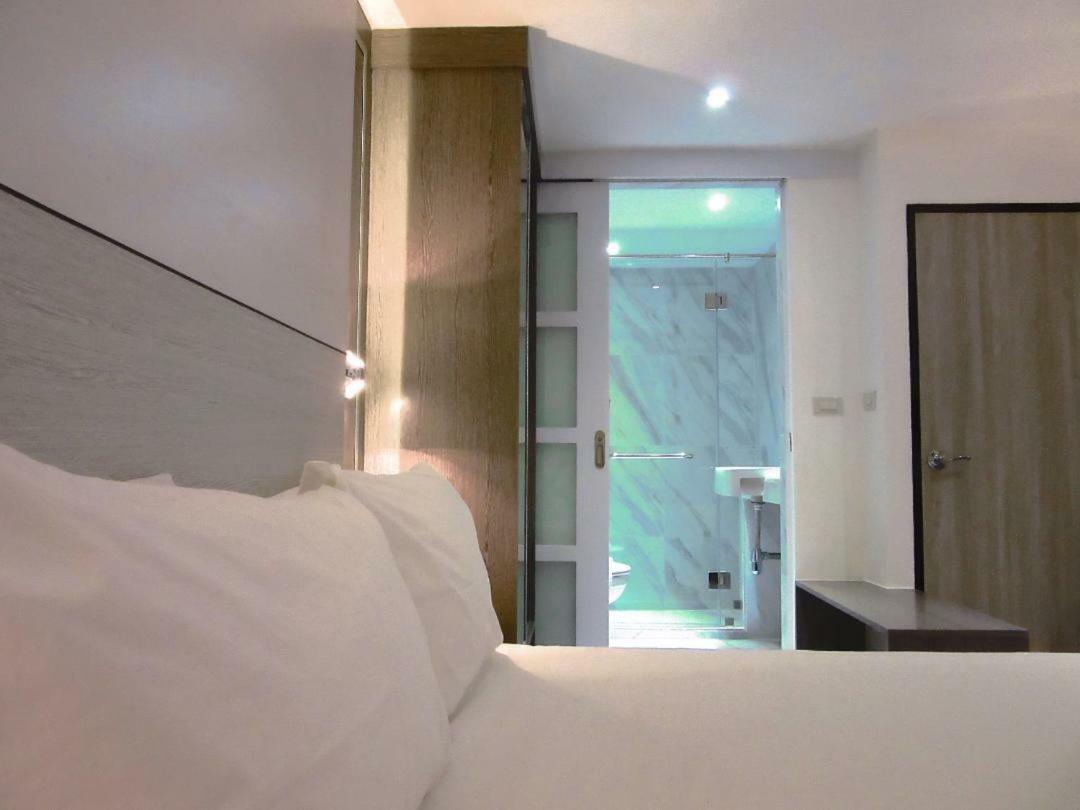 Hotel Urban House Bangkok Esterno foto